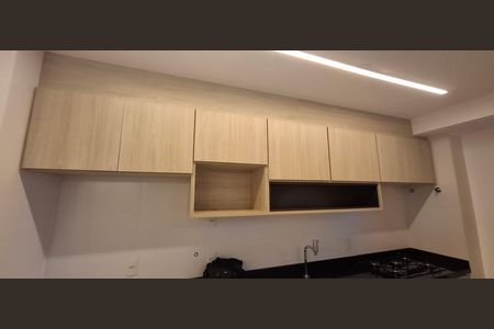 Apartamento para alugar com 136m², 3 quartos e 2 vagas Apartamento para alugar com 136m², 3 quartos e 2 vagasCozinha