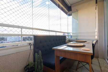 Apartamento para alugar com 42m², 1 quarto e 1 vaga Apartamento para alugar com 42m², 1 quarto e 1 vagaVaranda