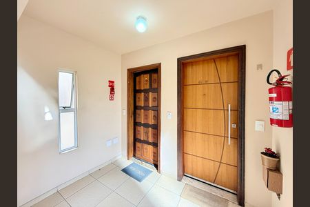 Hall Apartamento de apartamento à venda com 2 quartos, 50m² em Santo Amaro, São Paulo