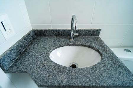 Apartamento para alugar com 45m², 2 quartos e 1 vaga Apartamento para alugar com 45m², 2 quartos e 1 vagaBanheiro