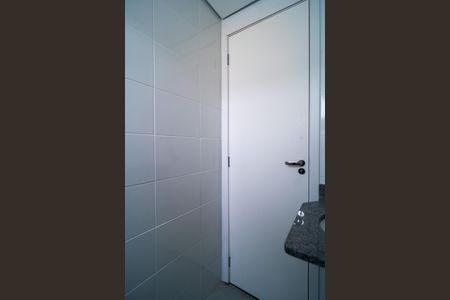 Apartamento para alugar com 45m², 2 quartos e 1 vaga Apartamento para alugar com 45m², 2 quartos e 1 vagaBanheiro