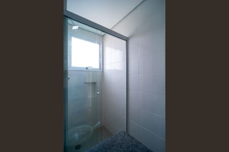 Apartamento para alugar com 45m², 2 quartos e 1 vaga Apartamento para alugar com 45m², 2 quartos e 1 vagaBanheiro