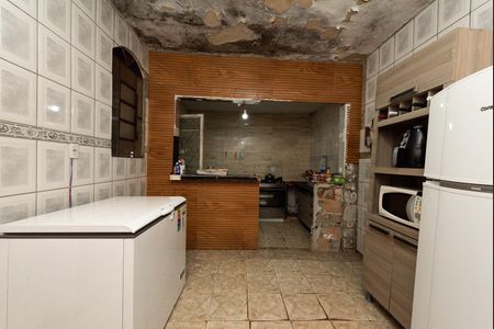 Casa à venda com 360m², 2 quartos e 5 vagas Casa à venda com 360m², 2 quartos e 5 vagasCozinha