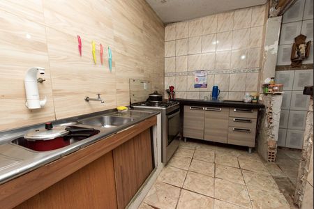 Casa à venda com 360m², 2 quartos e 5 vagas Casa à venda com 360m², 2 quartos e 5 vagasCozinha