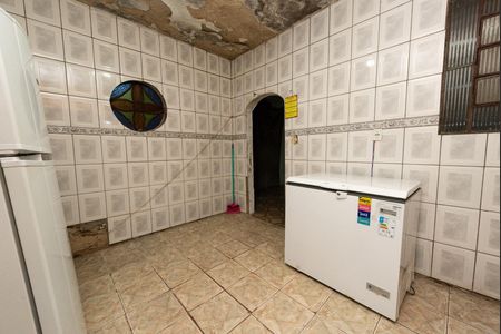 Casa à venda com 360m², 2 quartos e 5 vagas Casa à venda com 360m², 2 quartos e 5 vagasCozinha