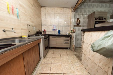 Casa à venda com 360m², 2 quartos e 5 vagas Casa à venda com 360m², 2 quartos e 5 vagasCozinha