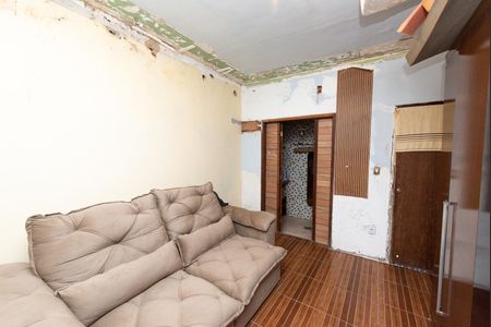 Casa à venda com 360m², 2 quartos e 5 vagas Casa à venda com 360m², 2 quartos e 5 vagasSuíte