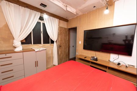 Casa à venda com 360m², 2 quartos e 5 vagas Casa à venda com 360m², 2 quartos e 5 vagasQuarto 2