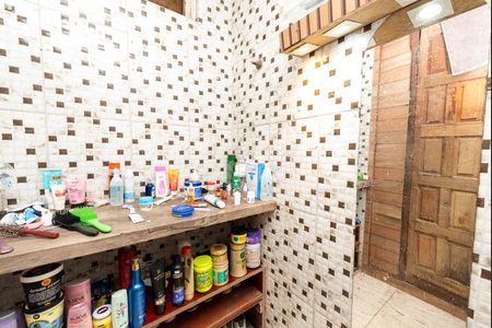Casa à venda com 360m², 2 quartos e 5 vagas Casa à venda com 360m², 2 quartos e 5 vagasBanheiro da Suíte