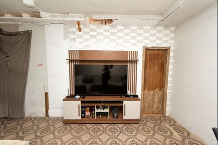Casa à venda com 360m², 2 quartos e 5 vagas Casa à venda com 360m², 2 quartos e 5 vagasSala