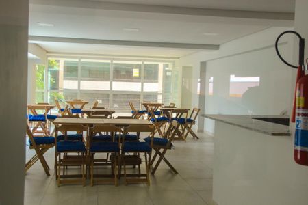 Apartamento para alugar com 55m², 1 quarto e 1 vaga Apartamento para alugar com 55m², 1 quarto e 1 vagaÁrea comum - Salão de festas