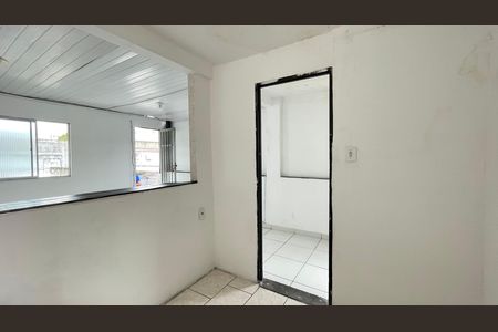 Casa para alugar com 28m², 0 quarto e 1 vaga Casa para alugar com 28m², 0 quarto e 1 vagaCozinha