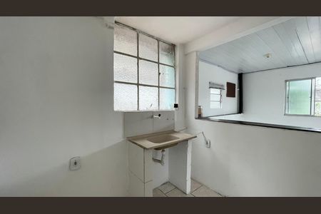 Casa para alugar com 28m², 0 quarto e 1 vaga Casa para alugar com 28m², 0 quarto e 1 vagaCozinha