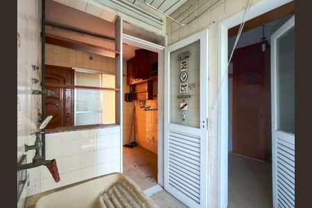 Apartamento para alugar com 66m², 2 quartos e 1 vaga Apartamento para alugar com 66m², 2 quartos e 1 vagaÁrea de serviço