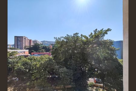 Apartamento para alugar com 66m², 2 quartos e 1 vaga Apartamento para alugar com 66m², 2 quartos e 1 vagaVista da sala