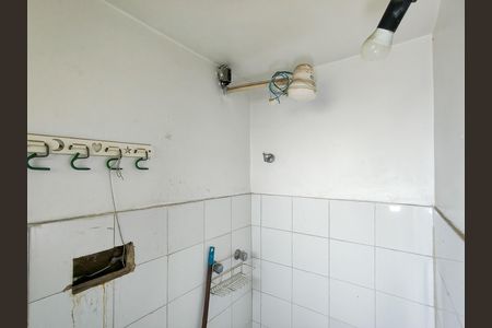 Apartamento para alugar com 66m², 2 quartos e 1 vaga Apartamento para alugar com 66m², 2 quartos e 1 vagaBanheiro de serviço