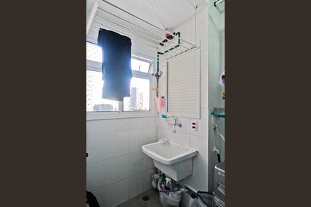 Apartamento à venda com 139m², 3 quartos e 2 vagas Apartamento à venda com 139m², 3 quartos e 2 vagasÁrea de Serviço