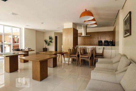 Apartamento à venda com 139m², 3 quartos e 2 vagas Apartamento à venda com 139m², 3 quartos e 2 vagasÁrea comum - Salão de festas