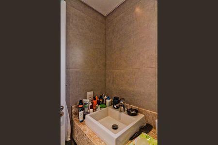 Apartamento à venda com 139m², 3 quartos e 2 vagas Apartamento à venda com 139m², 3 quartos e 2 vagasBanheiro da Suíte 3