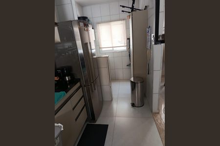 Apartamento para alugar com 95m², 2 quartos e 2 vagas Apartamento para alugar com 95m², 2 quartos e 2 vagasCozinha