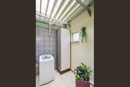 Apartamento à venda com 37m², 2 quartos e 1 vaga Apartamento à venda com 37m², 2 quartos e 1 vagaÁrea de Serviço