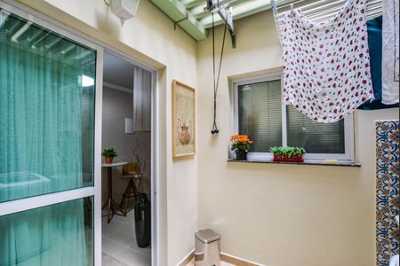 Apartamento à venda com 37m², 2 quartos e 1 vaga Apartamento à venda com 37m², 2 quartos e 1 vagaÁrea de Serviço