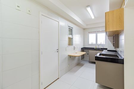 Apartamento à venda com 109m², 3 quartos e 2 vagas Apartamento à venda com 109m², 3 quartos e 2 vagasCozinha