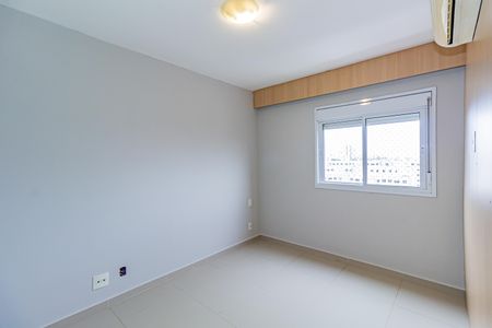 Apartamento à venda com 109m², 3 quartos e 2 vagas Apartamento à venda com 109m², 3 quartos e 2 vagasQuarto Suíte