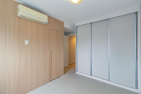 Apartamento à venda com 109m², 3 quartos e 2 vagas Apartamento à venda com 109m², 3 quartos e 2 vagasQuarto Suíte