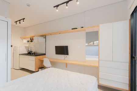 Quarto de kitnet/studio para alugar com 1 quarto, 27m² em Pinheiros, São Paulo