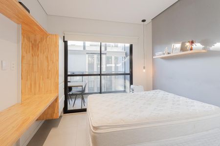 Quarto de kitnet/studio para alugar com 1 quarto, 27m² em Pinheiros, São Paulo