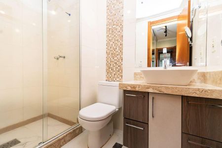 Apartamento à venda com 72m², 3 quartos e 1 vaga Apartamento à venda com 72m², 3 quartos e 1 vagaBanheiro