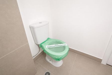 Banheiro de kitnet/studio à venda com 1 quarto, 22m² em Bela Vista, São Paulo