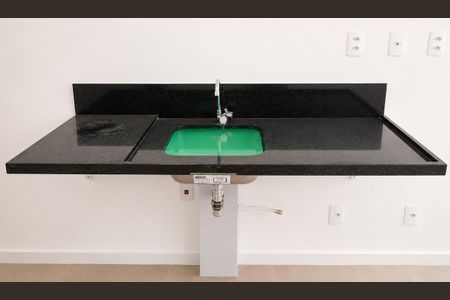 Studio à venda com 58m², 1 quarto e sem vaga Studio à venda com 58m², 1 quarto e sem vagaCozinha