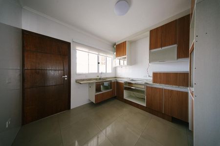 Casa para alugar com 199m², 3 quartos e 2 vagas Casa para alugar com 199m², 3 quartos e 2 vagasCozinha