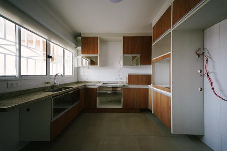 Casa para alugar com 199m², 3 quartos e 2 vagas Casa para alugar com 199m², 3 quartos e 2 vagasCozinha