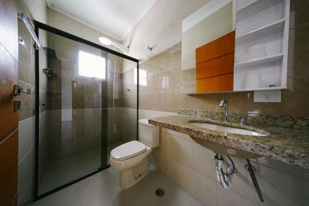 Casa para alugar com 199m², 3 quartos e 2 vagas Casa para alugar com 199m², 3 quartos e 2 vagasBanheiro da Suíte