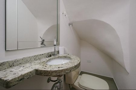 Casa para alugar com 199m², 3 quartos e 2 vagas Casa para alugar com 199m², 3 quartos e 2 vagasLavabo