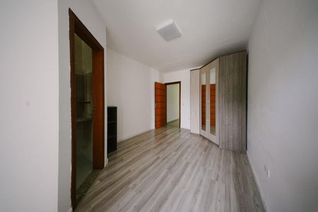 Casa para alugar com 199m², 3 quartos e 2 vagas Casa para alugar com 199m², 3 quartos e 2 vagasSuíte