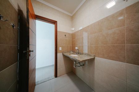 Casa para alugar com 199m², 3 quartos e 2 vagas Casa para alugar com 199m², 3 quartos e 2 vagasBanheiro