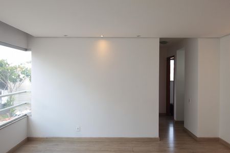 Apartamento à venda com 70m², 2 quartos e 1 vagaSala