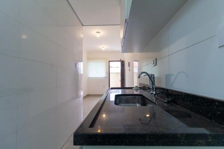 Apartamento para alugar com 40m², 2 quartos e 1 vaga Apartamento para alugar com 40m², 2 quartos e 1 vagaCozinha