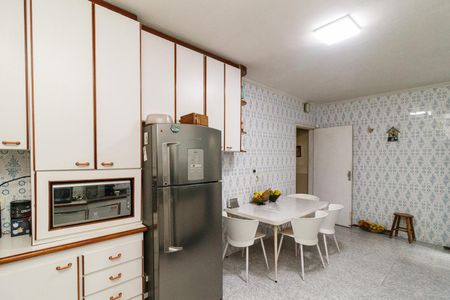 Casa para alugar com 187m², 3 quartos e 4 vagas Casa para alugar com 187m², 3 quartos e 4 vagasCozinha