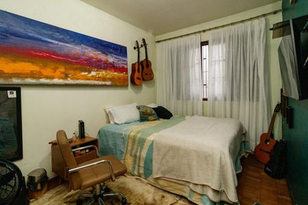 Casa para alugar com 187m², 3 quartos e 4 vagas Casa para alugar com 187m², 3 quartos e 4 vagasQuarto 2