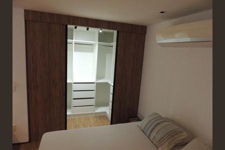 Apartamento à venda com 48m², 1 quarto e sem vaga Apartamento à venda com 48m², 1 quarto e sem vagaQuarto