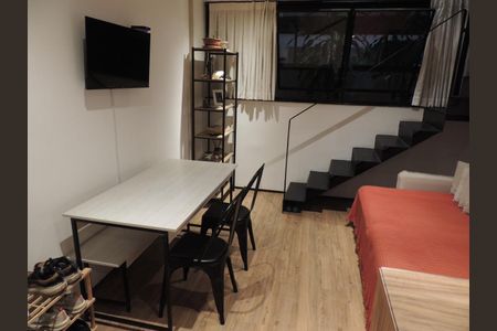 Sala de apartamento à venda com 1 quarto, 48m² em Santa Teresa, Rio de Janeiro