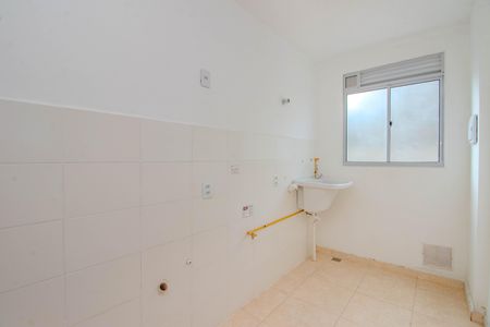 Apartamento para alugar com 48m², 2 quartos e 1 vaga Apartamento para alugar com 48m², 2 quartos e 1 vagaCozinha e Área de Serviço