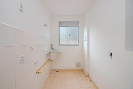 Apartamento para alugar com 48m², 2 quartos e 1 vaga Apartamento para alugar com 48m², 2 quartos e 1 vagaCozinha e Área de Serviço