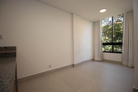 Sala de apartamento para alugar com 1 quarto, 40m² em Sqn 402, Brasília