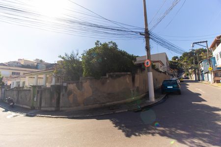Casa à venda com 800m², 3 quartos e 11 vagasFachada